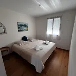 Maison 4 Chambres, Piscine Et Parking Privé Hébergement de vacances *