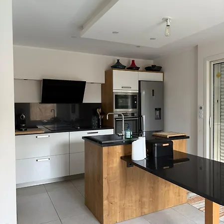 Maison 4 Chambres, Piscine Et Parking Privé Nîmes