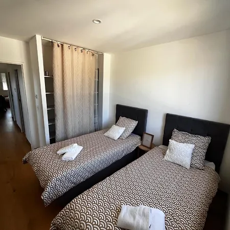 Tatil Evi Maison 4 Chambres, Piscine Et 2 Places Parkings Prives Fermes *