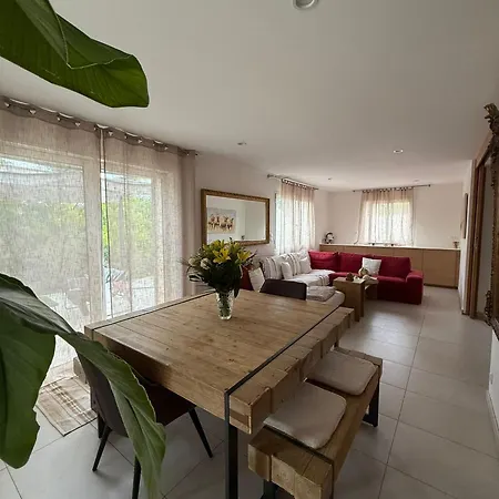 Maison 4 Chambres, Piscine Et 2 Places Parkings Prives Fermes Tatil Evi
